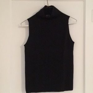 DKNY Sleeveless Mock Turtleneck Size M